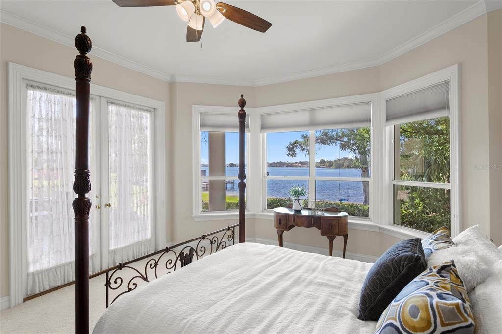 For Sale: $2,250,000 (5 beds, 4 baths, 5377 Square Feet)