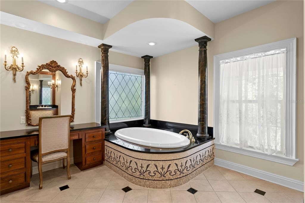 For Sale: $2,250,000 (5 beds, 4 baths, 5377 Square Feet)