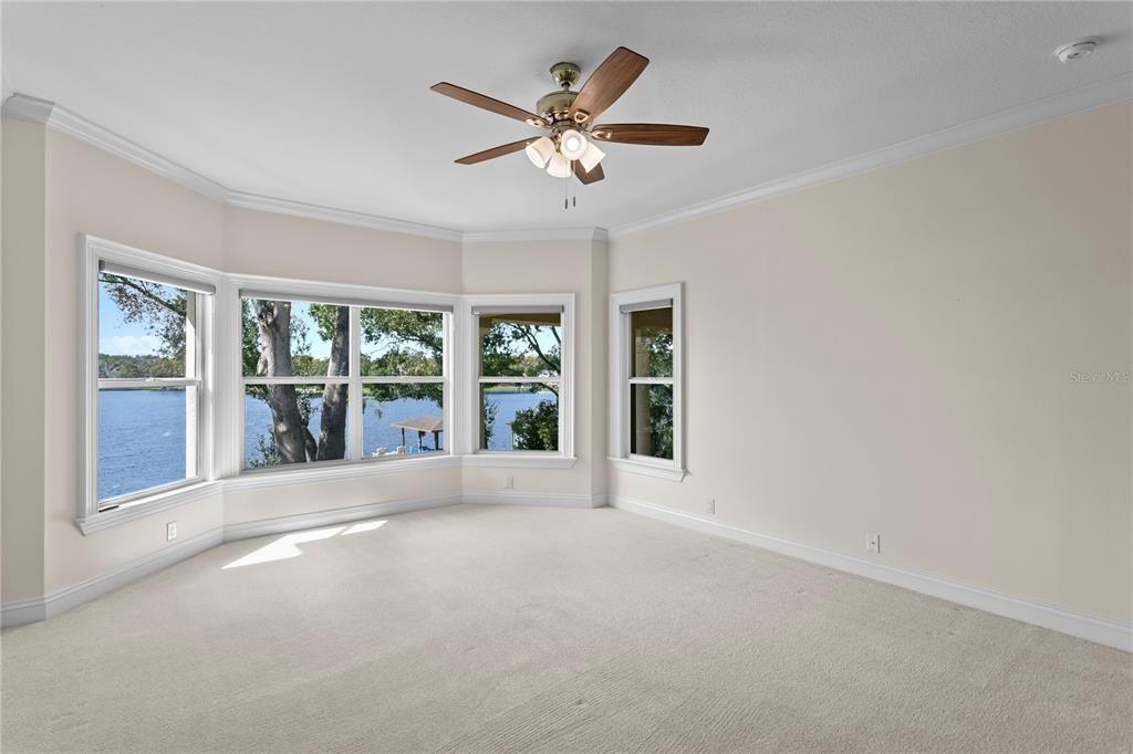 For Sale: $2,250,000 (5 beds, 4 baths, 5377 Square Feet)