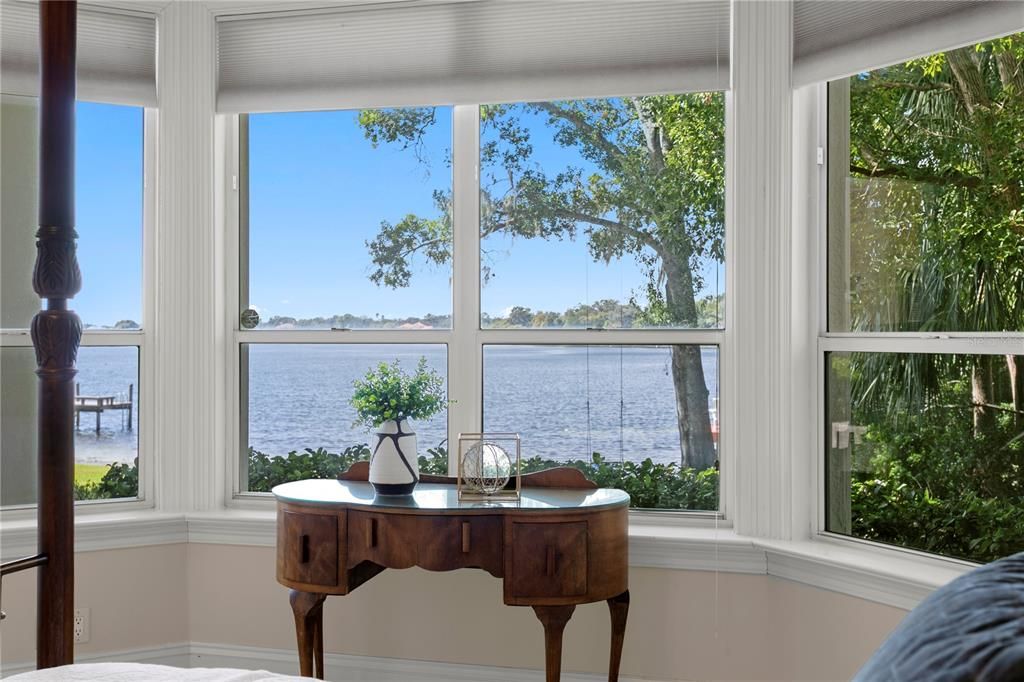 For Sale: $2,250,000 (5 beds, 4 baths, 5377 Square Feet)