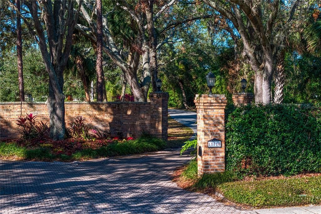 For Sale: $2,250,000 (5 beds, 4 baths, 5377 Square Feet)