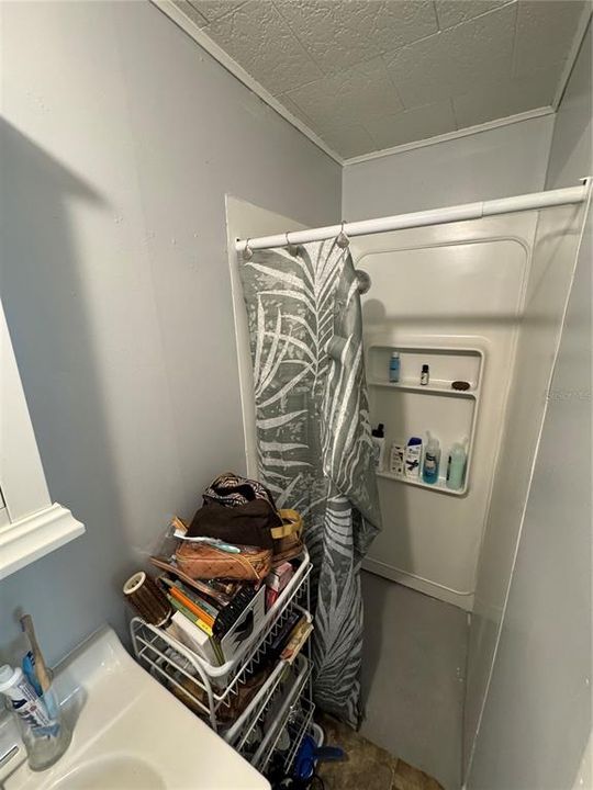 Active With Contract: $399,000 (3 beds, 3 baths, 1085 Square Feet)