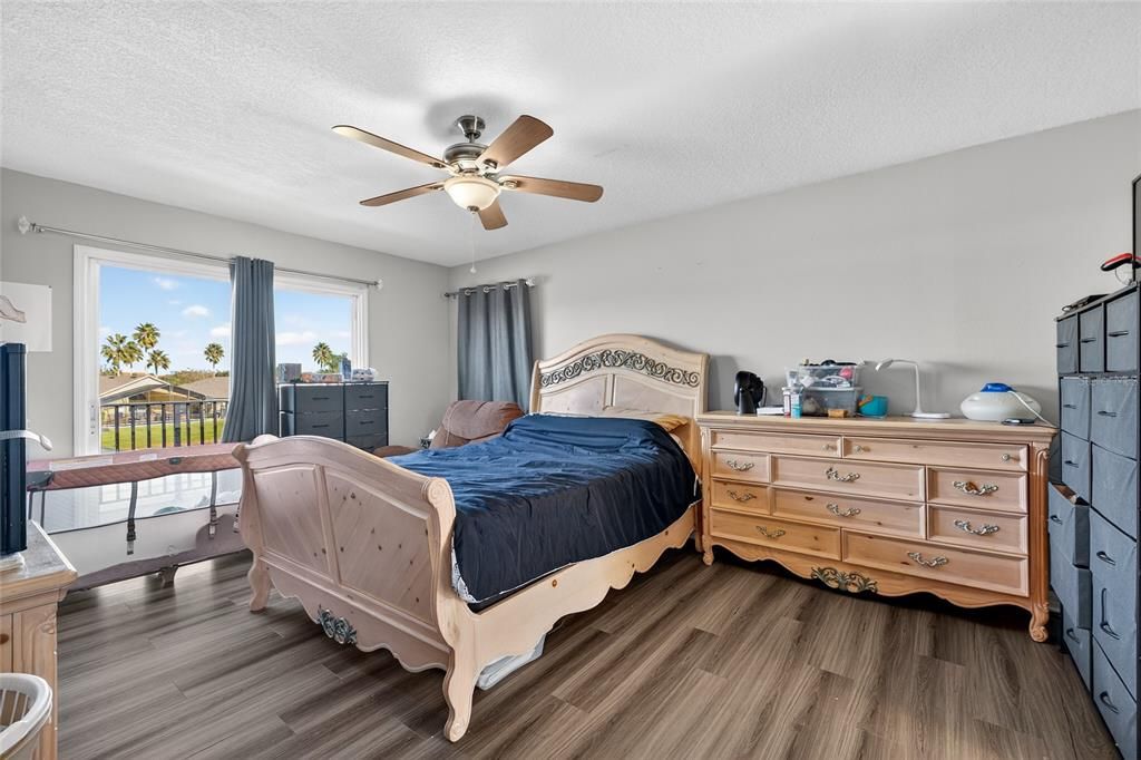 待售: $475,000 (5 贝兹, 3 浴室, 2636 平方英尺)