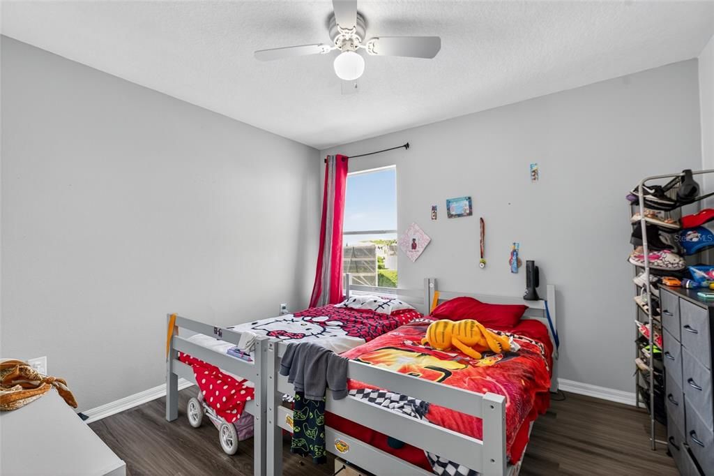 待售: $475,000 (5 贝兹, 3 浴室, 2636 平方英尺)