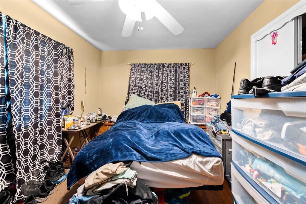 待售: $264,990 (2 贝兹, 2 浴室, 1105 平方英尺)