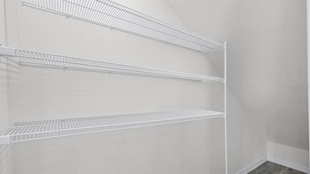 На продажу: $267,990 (3 спален, 2 ванн, 1758 Квадратных фут)