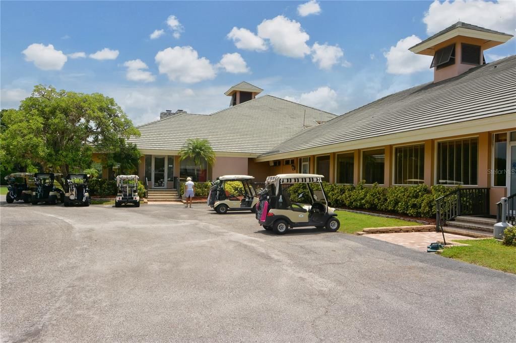 合同活跃: $349,000 (2 贝兹, 2 浴室, 1742 平方英尺)