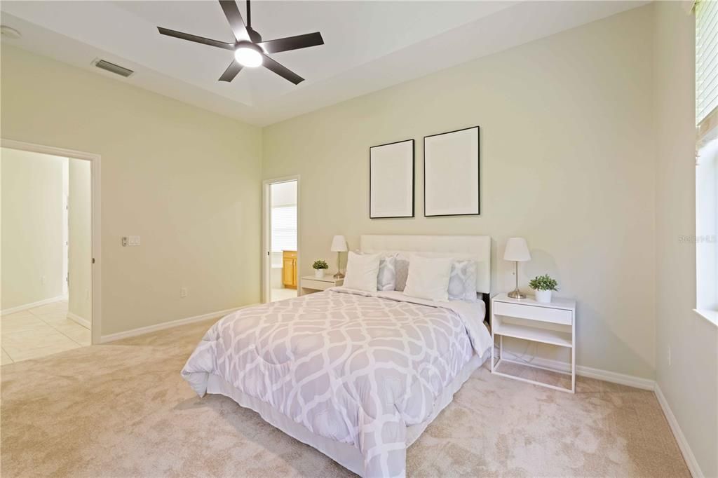 合同活跃: $349,000 (2 贝兹, 2 浴室, 1742 平方英尺)