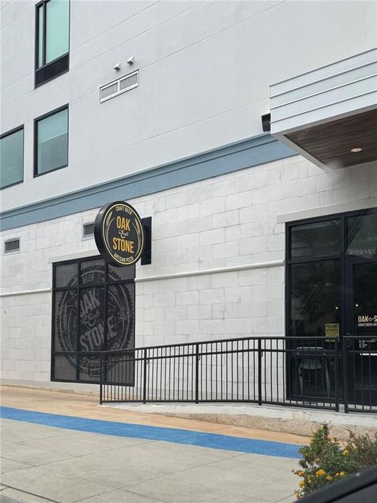 For Sale: $250,000 (2 beds, 2 baths, 1280 Square Feet)