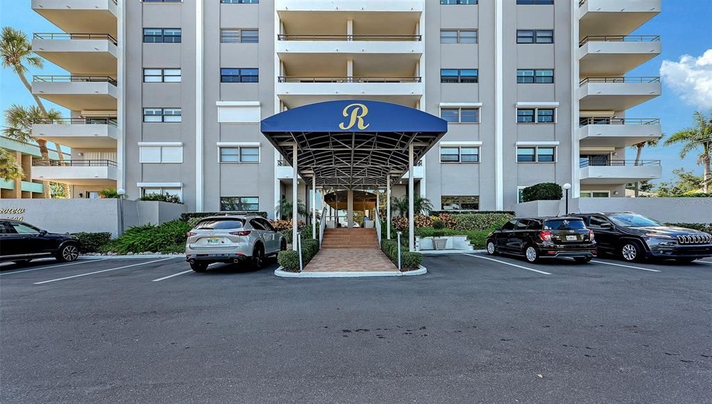 For Sale: $250,000 (2 beds, 2 baths, 1280 Square Feet)