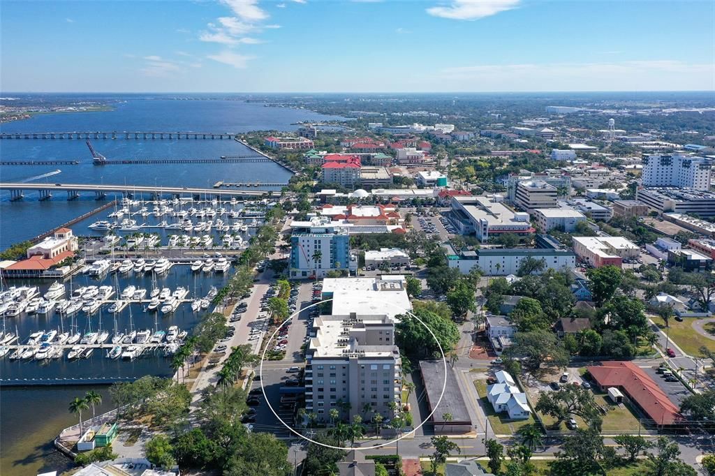 For Sale: $250,000 (2 beds, 2 baths, 1280 Square Feet)