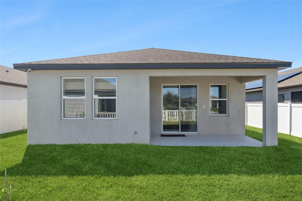 待售: $395,000 (4 贝兹, 2 浴室, 2057 平方英尺)