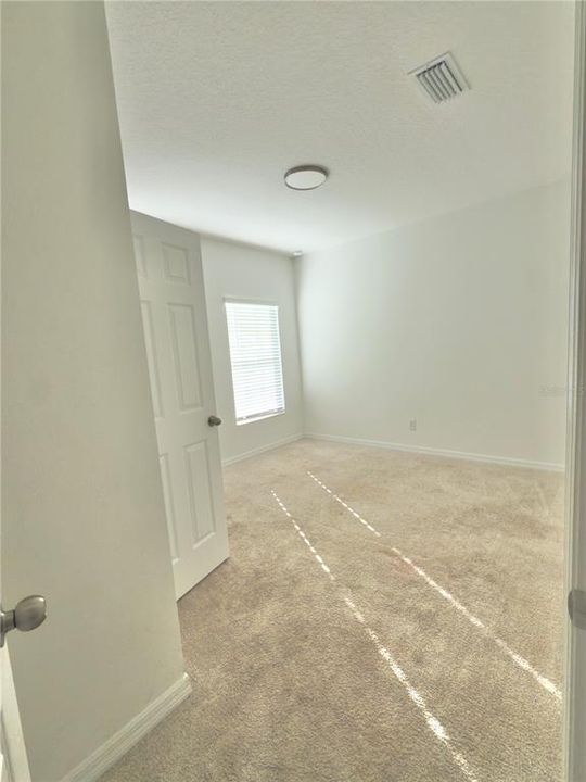 出租: $2,300 (4 贝兹, 2 浴室, 1820 平方英尺)