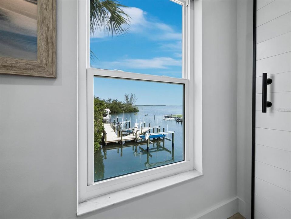 На продажу: $599,000 (2 спален, 2 ванн, 1154 Квадратных фут)