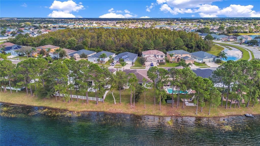 Под контрактом: $3,000 (4 спален, 3 ванн, 2283 Квадратных фут)