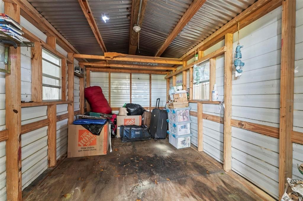 For Sale: $179,900 (3 beds, 2 baths, 920 Square Feet)