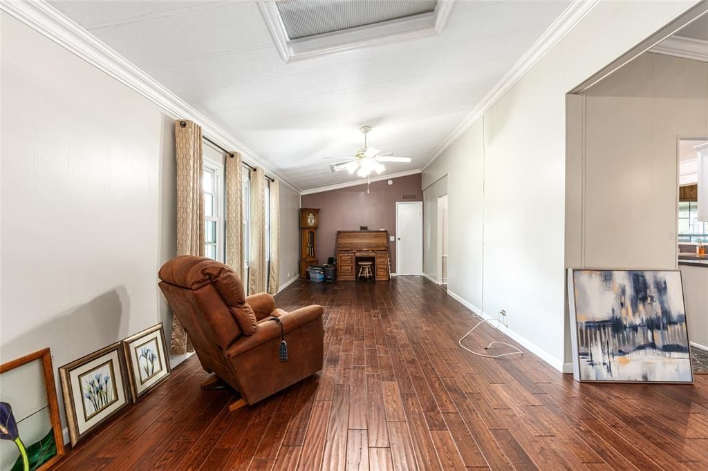 待售: $339,000 (3 贝兹, 2 浴室, 1934 平方英尺)