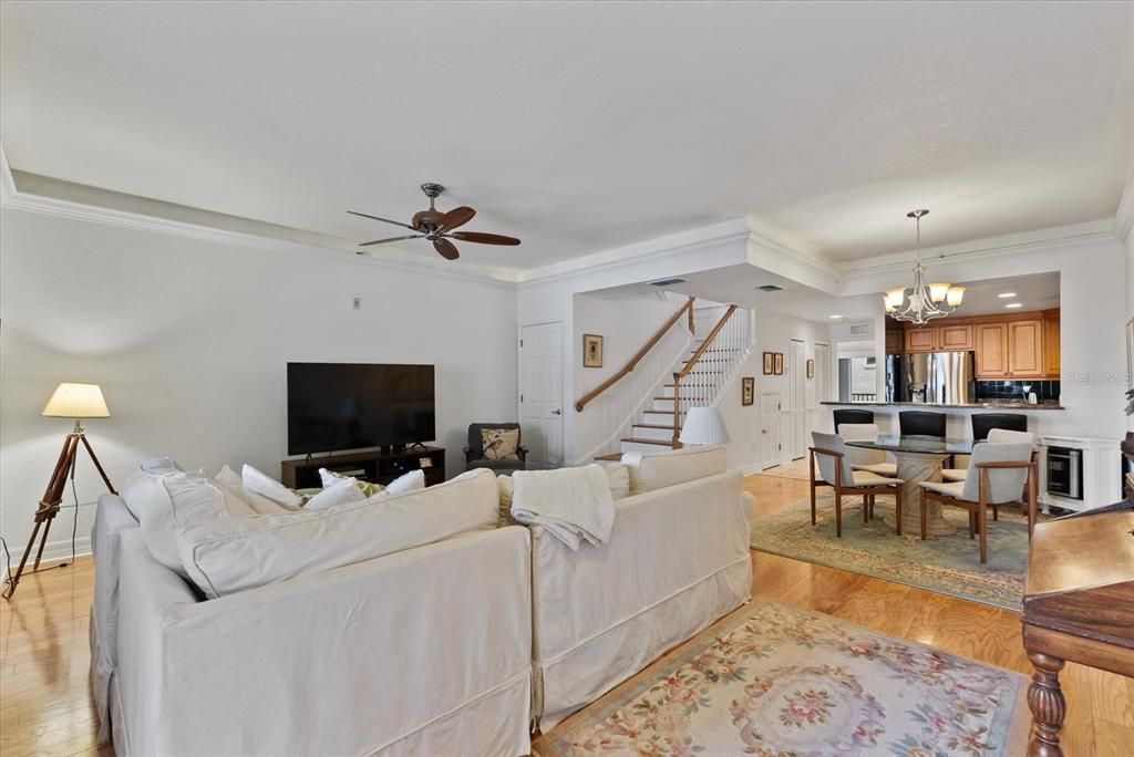 For Sale: $750,000 (3 beds, 2 baths, 1786 Square Feet)