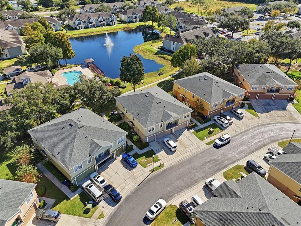 For Sale: $225,000 (2 beds, 2 baths, 1268 Square Feet)