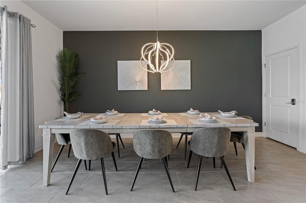 Под контрактом: $699,900 (7 спален, 5 ванн, 4018 Квадратных фут)