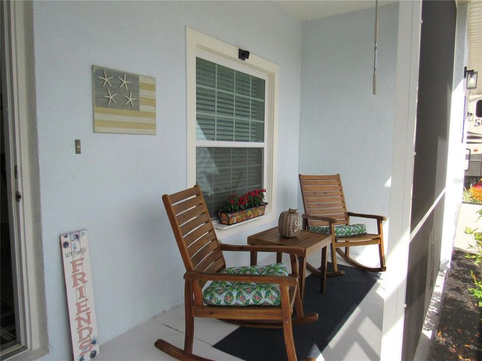 For Sale: $349,900 (4 beds, 2 baths, 1906 Square Feet)