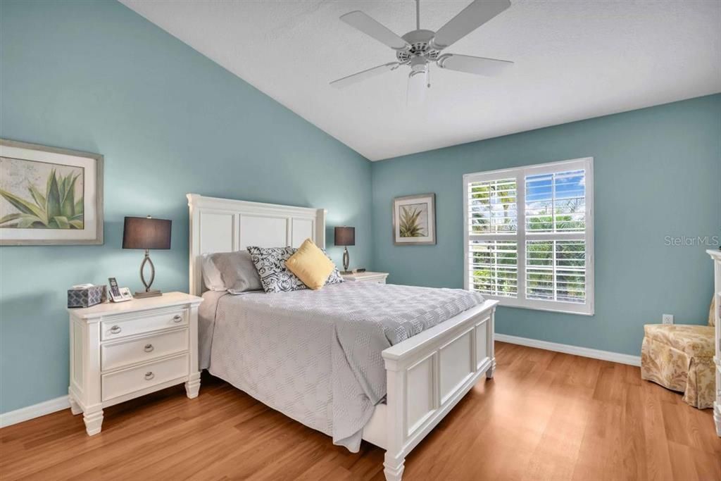 For Sale: $348,900 (3 beds, 2 baths, 1488 Square Feet)