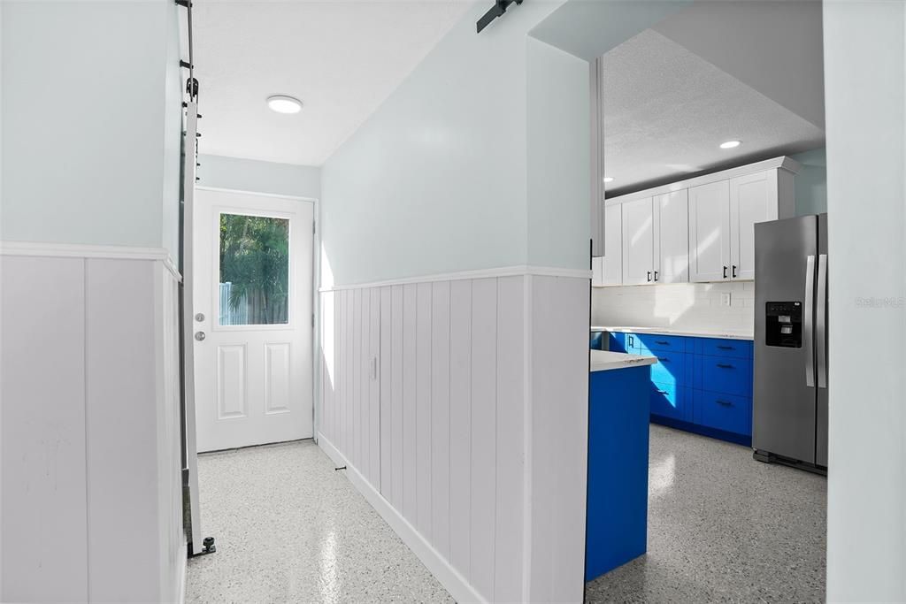 For Sale: $619,000 (2 beds, 1 baths, 1064 Square Feet)