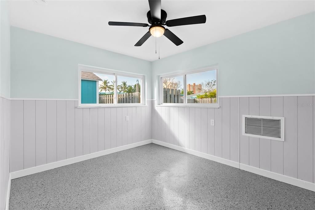 For Sale: $619,000 (2 beds, 1 baths, 1064 Square Feet)