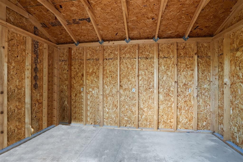 For Sale: $619,000 (2 beds, 1 baths, 1064 Square Feet)