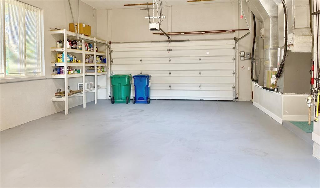 For Sale: $929,900 (3 beds, 3 baths, 4022 Square Feet)