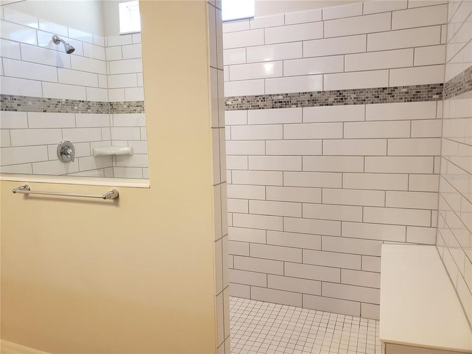 For Rent: $2,550 (3 beds, 2 baths, 2150 Square Feet)