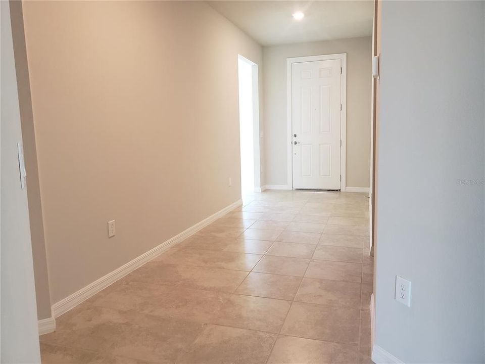 For Rent: $2,550 (3 beds, 2 baths, 2150 Square Feet)