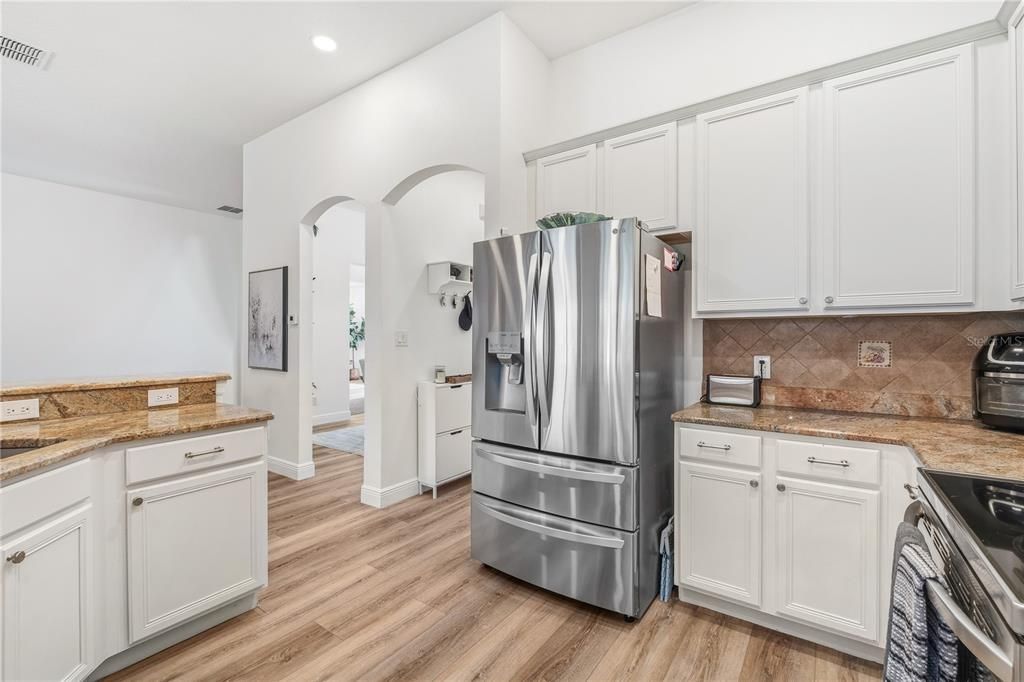 For Sale: $579,900 (4 beds, 3 baths, 2448 Square Feet)