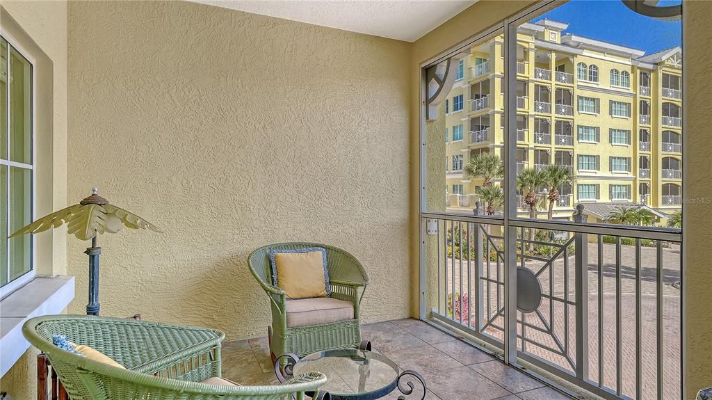 For Sale: $1,199,000 (3 beds, 2 baths, 2467 Square Feet)