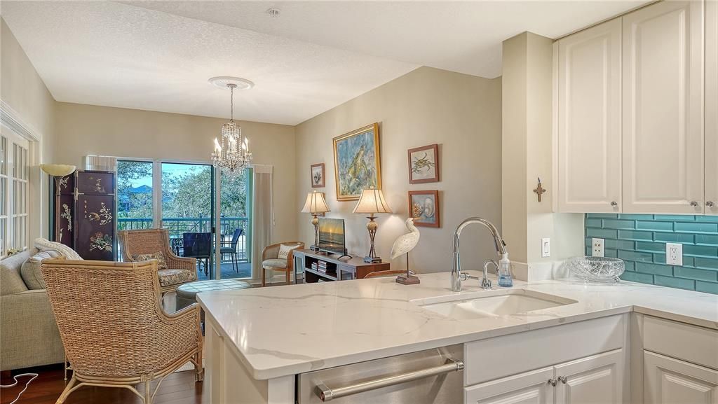 For Sale: $1,199,000 (3 beds, 2 baths, 2467 Square Feet)