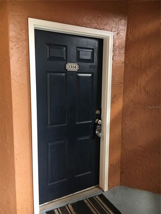 For Rent: $1,350 (1 beds, 1 baths, 597 Square Feet)