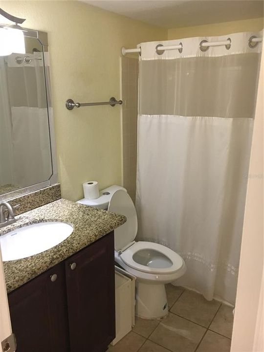 For Rent: $1,350 (1 beds, 1 baths, 597 Square Feet)