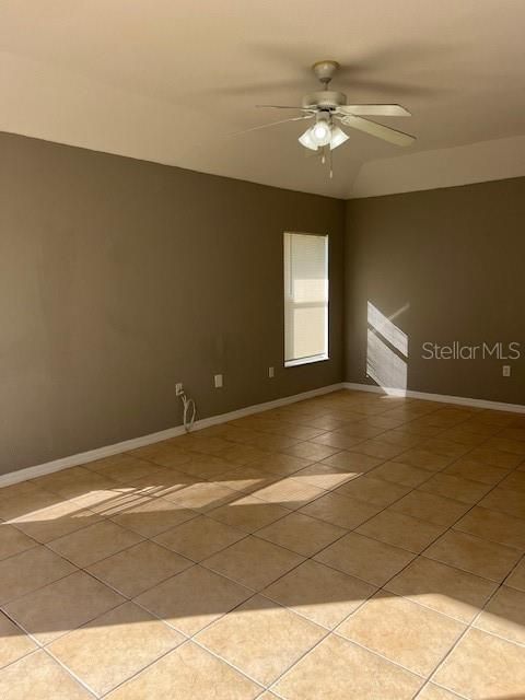 В аренду: $2,299 (3 спален, 2 ванн, 2128 Квадратных фут)