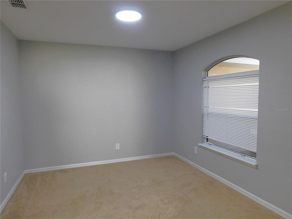 For Sale: $260,000 (3 beds, 2 baths, 1818 Square Feet)