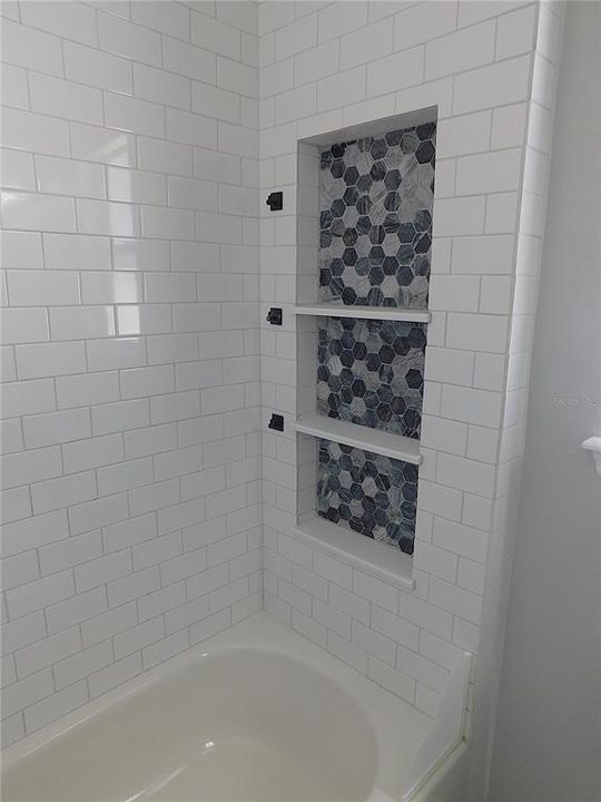 For Sale: $260,000 (3 beds, 2 baths, 1818 Square Feet)