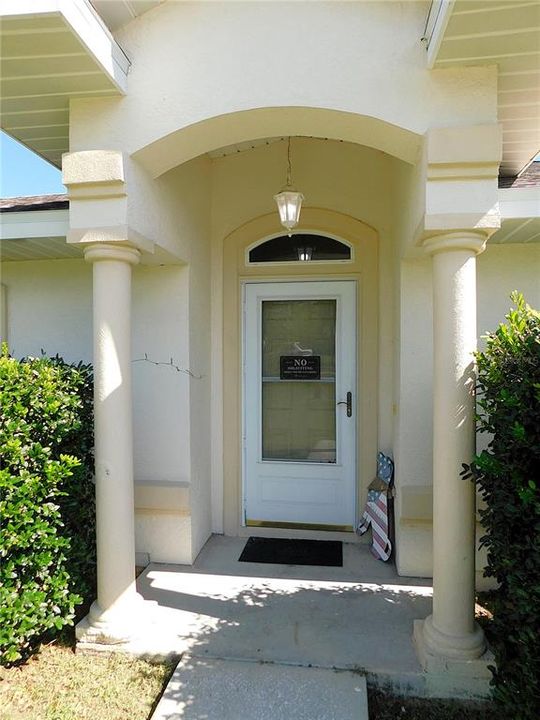 For Sale: $260,000 (3 beds, 2 baths, 1818 Square Feet)