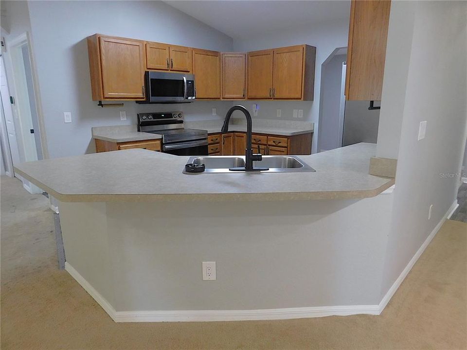 For Sale: $260,000 (3 beds, 2 baths, 1818 Square Feet)