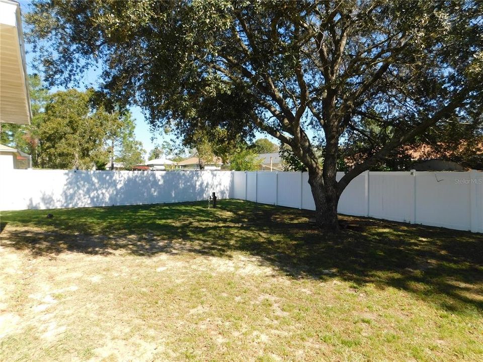 For Sale: $260,000 (3 beds, 2 baths, 1818 Square Feet)