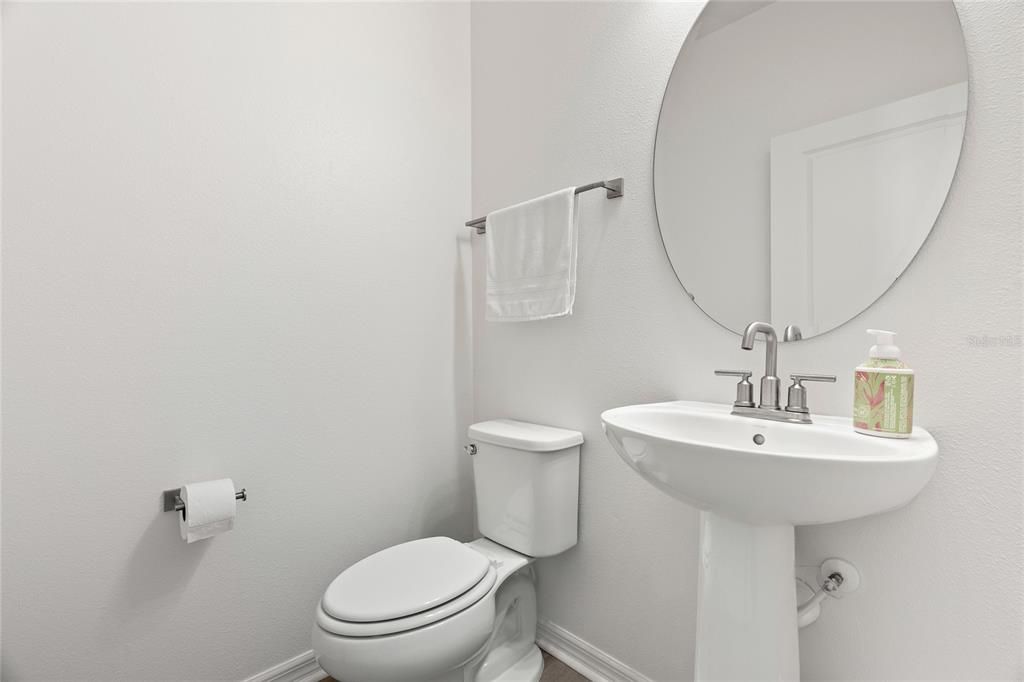 出租: $3,000 (4 贝兹, 2 浴室, 2112 平方英尺)