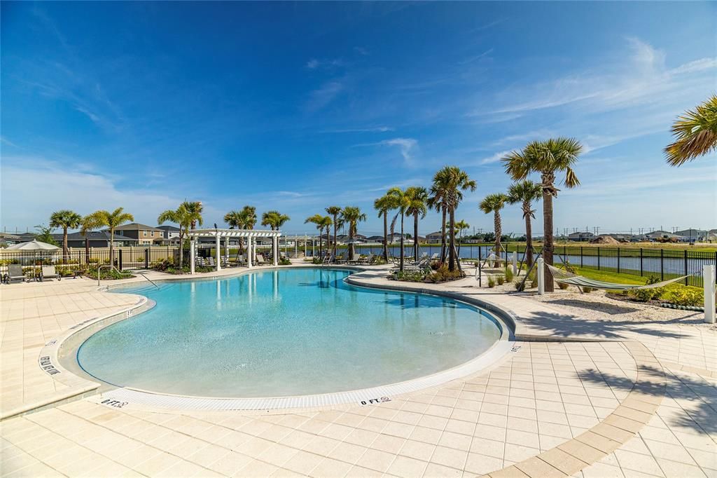 出租: $3,000 (4 贝兹, 2 浴室, 2112 平方英尺)