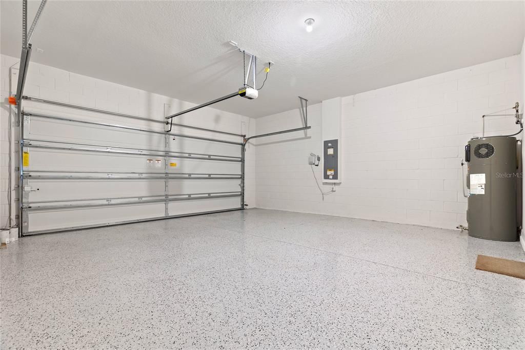 出租: $3,000 (4 贝兹, 2 浴室, 2112 平方英尺)