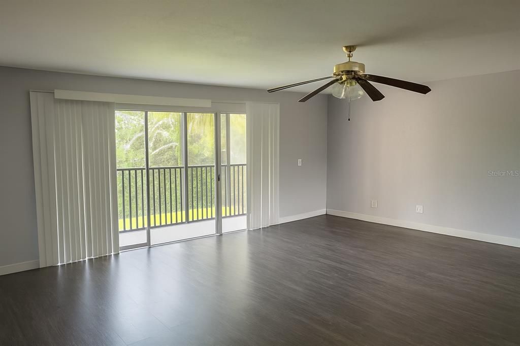 待售: $186,900 (3 贝兹, 2 浴室, 1528 平方英尺)