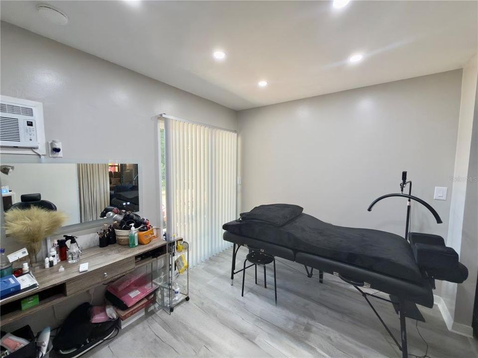 For Sale: $348,000 (3 beds, 2 baths, 1533 Square Feet)