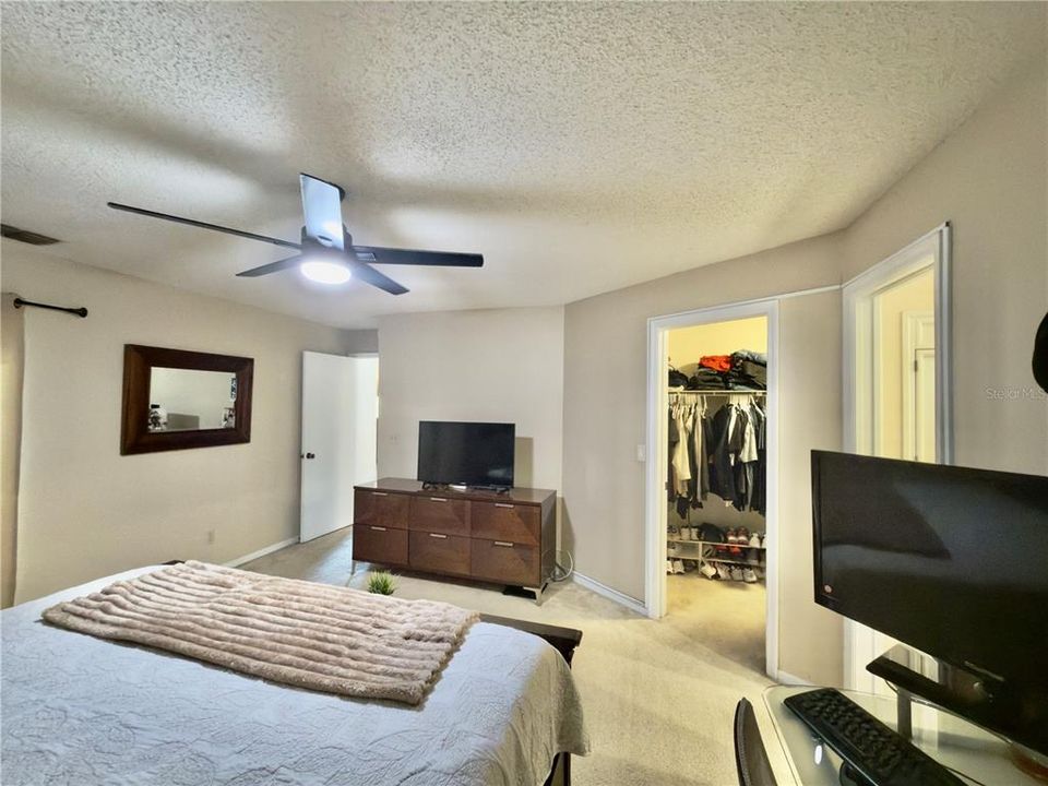 For Sale: $348,000 (3 beds, 2 baths, 1533 Square Feet)