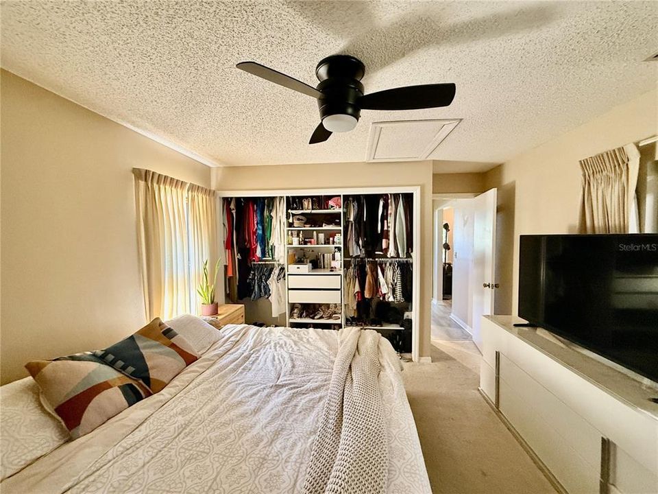 For Sale: $348,000 (3 beds, 2 baths, 1533 Square Feet)